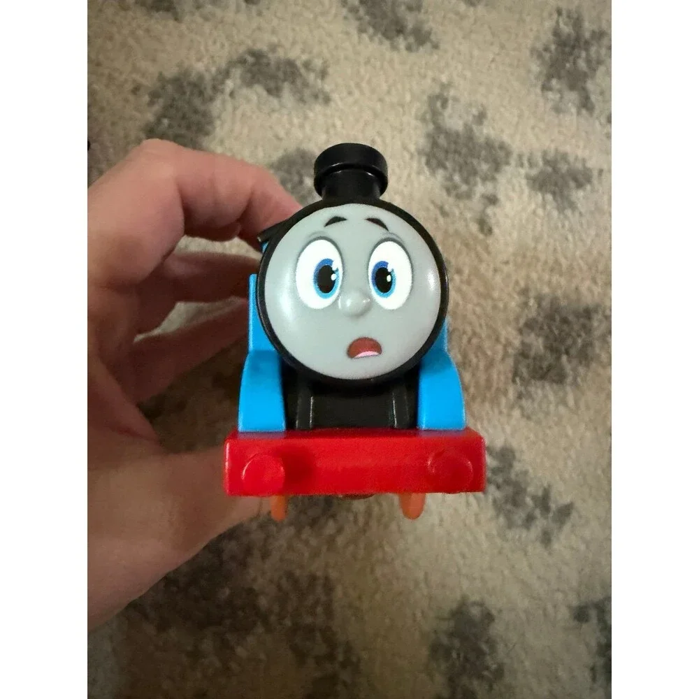 Motorized Toy Train Muddy Thomas Engine with Cargo Cars